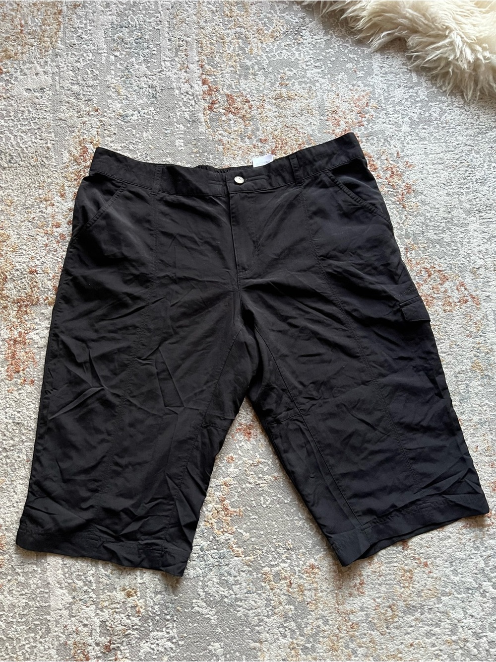 Columbia Packable Omnishade Black Women's Long Outdoor Shorts
